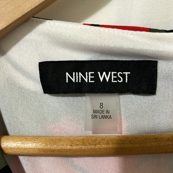 Nine West Red and Black Floral Sleeveless Dress a190 - Picture 2 of 4